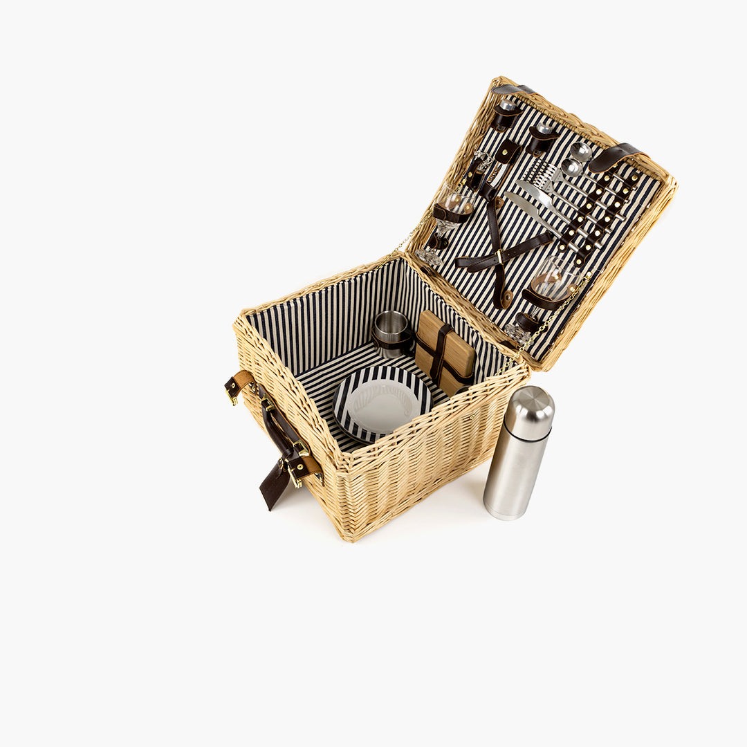 Greenfield Collection Clarendon Willow Picnic Hamper for Two People - The Greenfield Collection