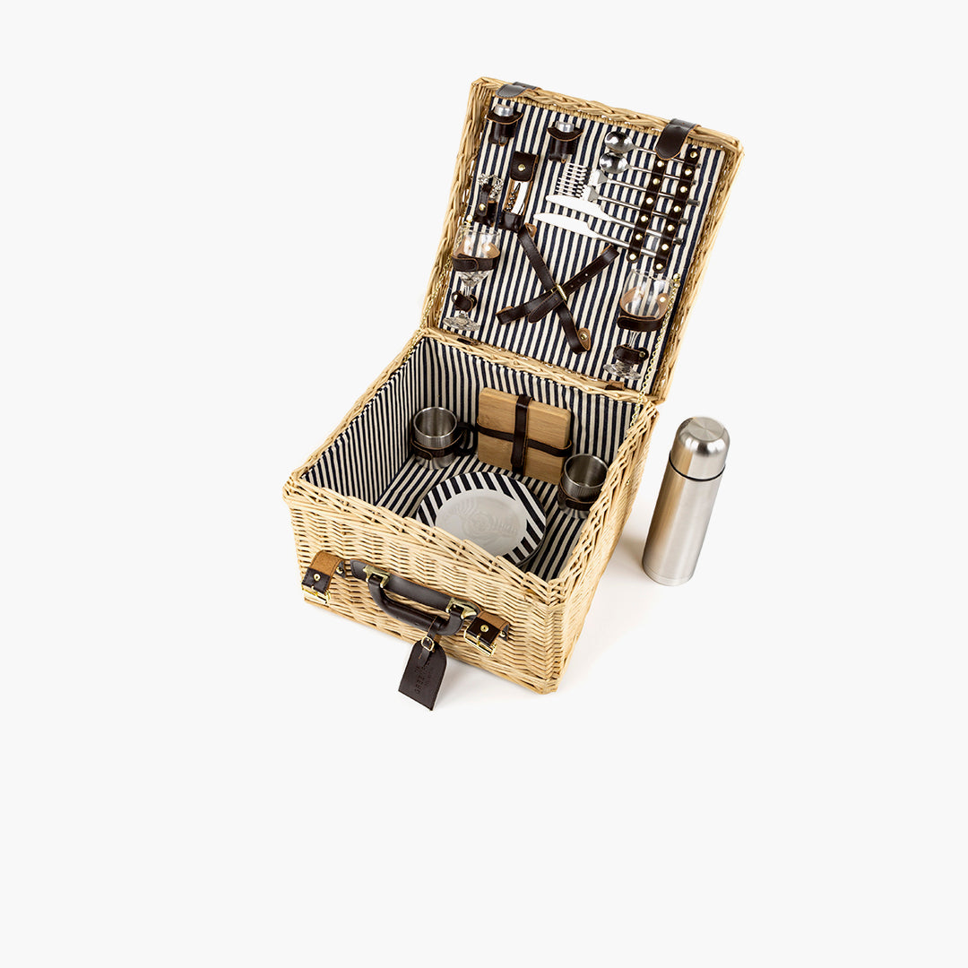 Greenfield Collection Clarendon Willow Picnic Hamper for Two People - The Greenfield Collection